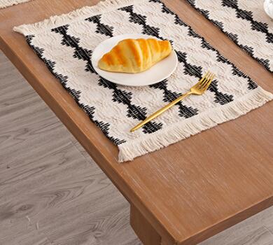 Linen Weave: Cotton and Linen Style Fabric Woven Placemat