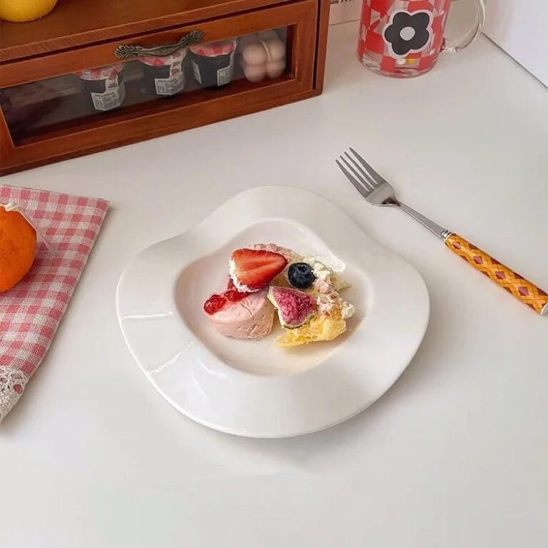 Monochrome Wavy Small Plate