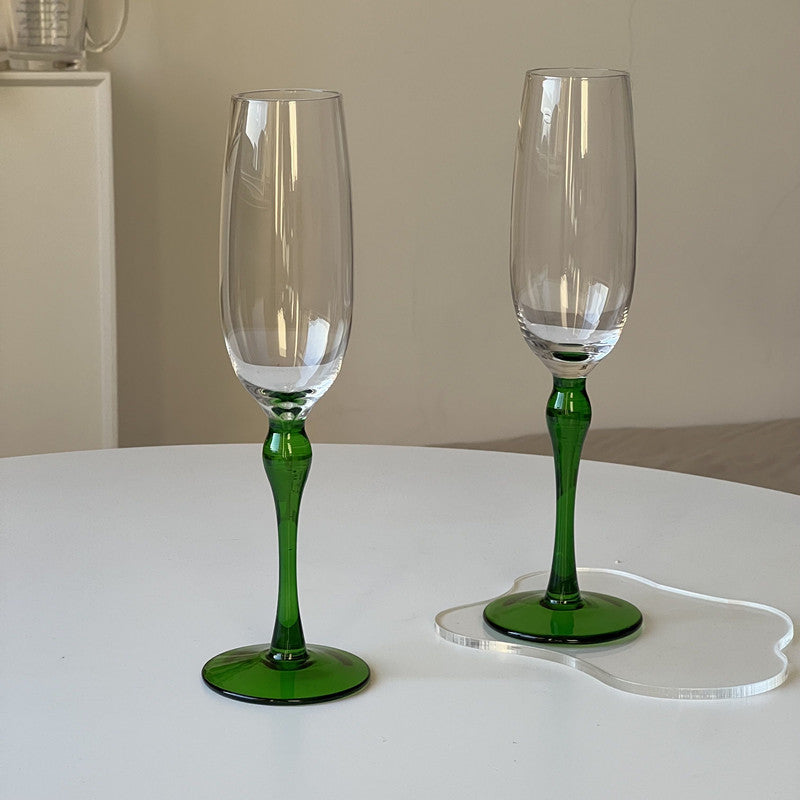 Emerald Elegance: Stem Wine Glass