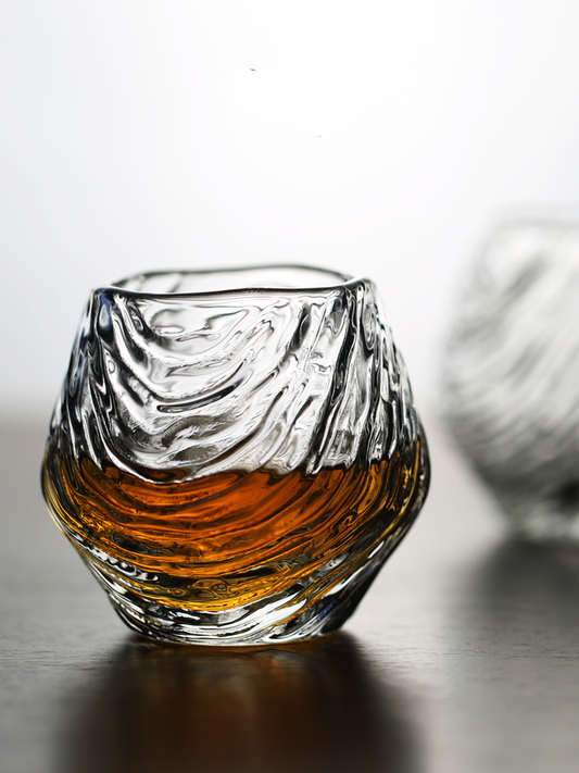 Radiant Elegance: Textured Glass Tumbler