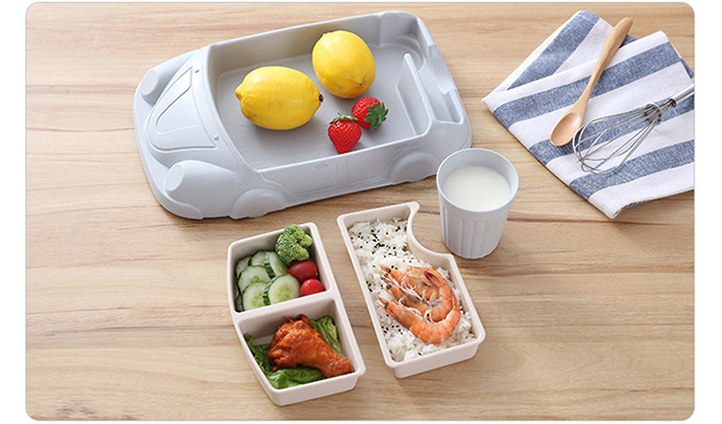 Zoom Zest: Fun Car-Shaped Tableware for Kids