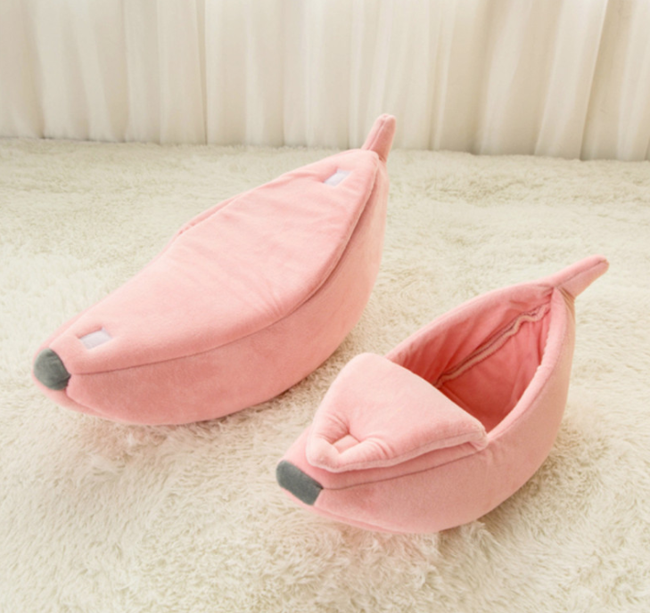 Banana Bunch Pet Bed