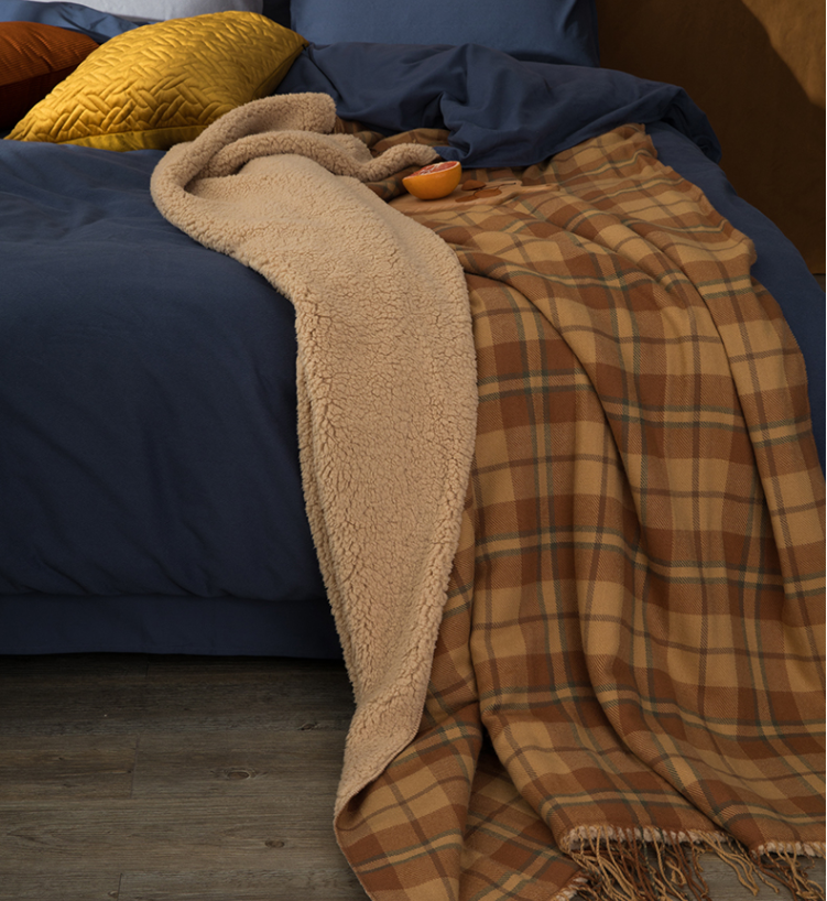 Cozy Cabin Plaid Throw