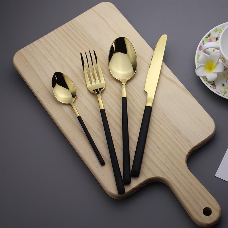 Modern Square: Stainless Steel Steak Cutlery Set