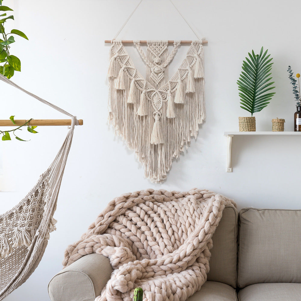 Boho Chic Macrame Dreamcatcher: Hand-Woven Pendant Wall Hanging