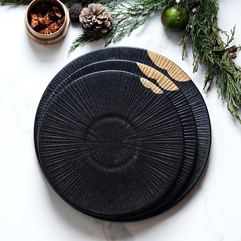 Golden Edge Noir: Textured Black Dinnerware Set with Gold Trim