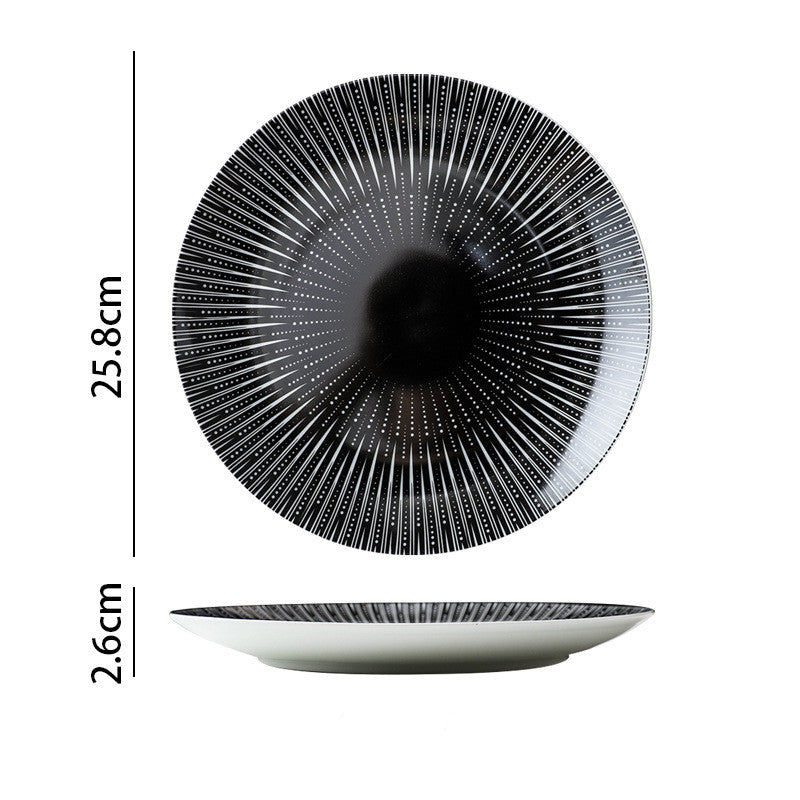 Monochrome Western Dining: Black and White Line Plates