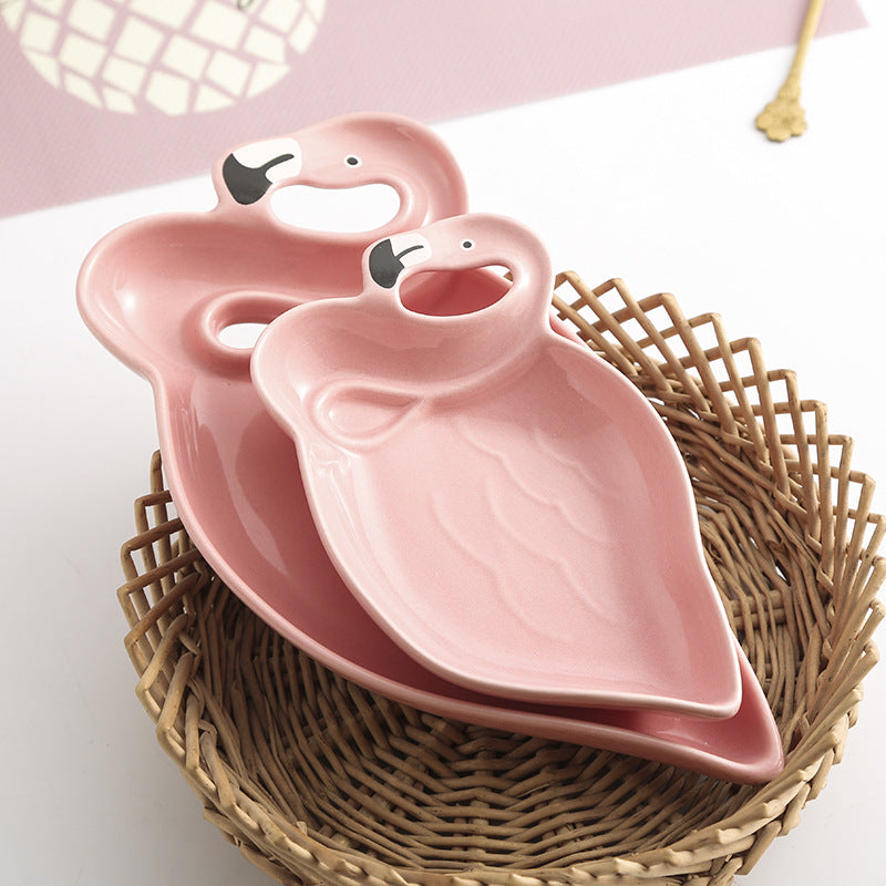 Flamingo Fiesta: Creative Ceramic Dish