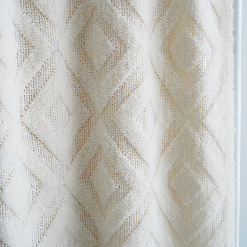 Cozy Weave: Jacquard Knitted Blanket