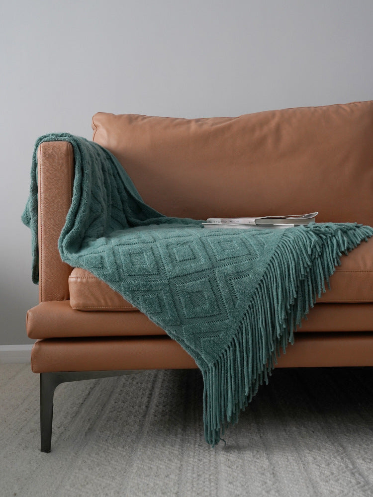 Cozy Weave: Jacquard Knitted Blanket