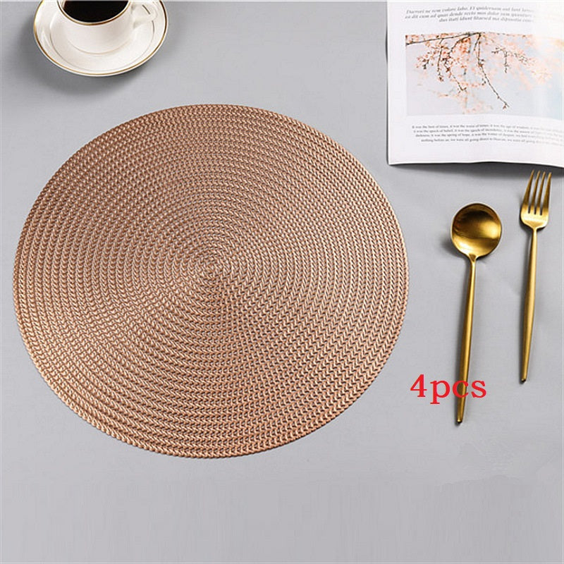 Golden Loom: Metallic Western-Style Woven Placemat