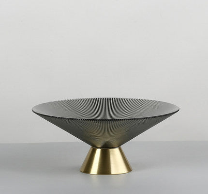 Elevated Elegance: Raised Glass Fruit Bowl