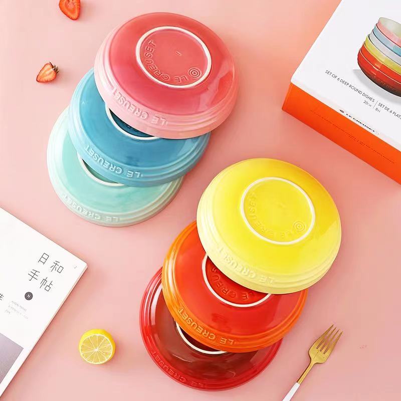 Le Creuset Colourful Tableware