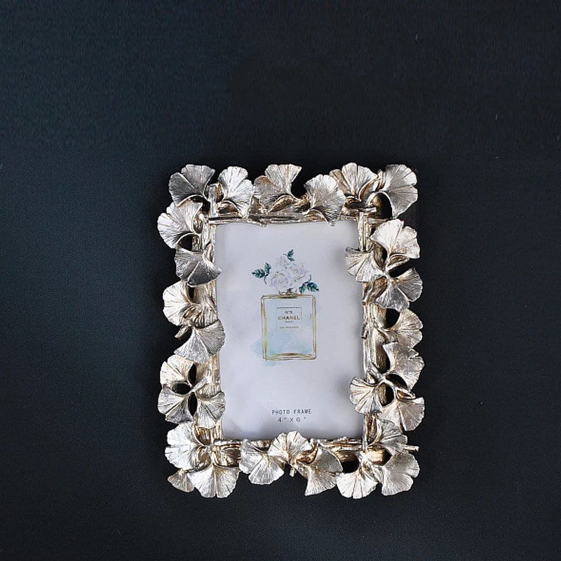 Artisanal Memories Decorative Photo Frame