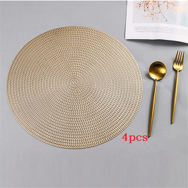 Golden Loom: Metallic Western-Style Woven Placemat