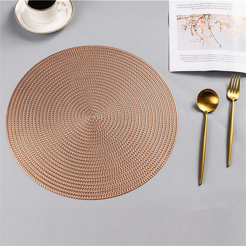 Golden Loom: Metallic Western-Style Woven Placemat