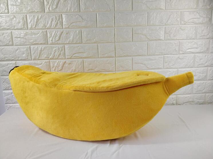 Banana Bunch Pet Bed