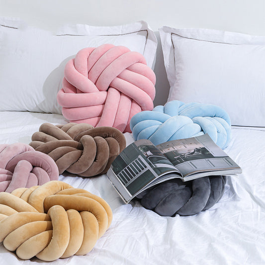 Knotopia: Vibrant Knot-Shaped Cushions