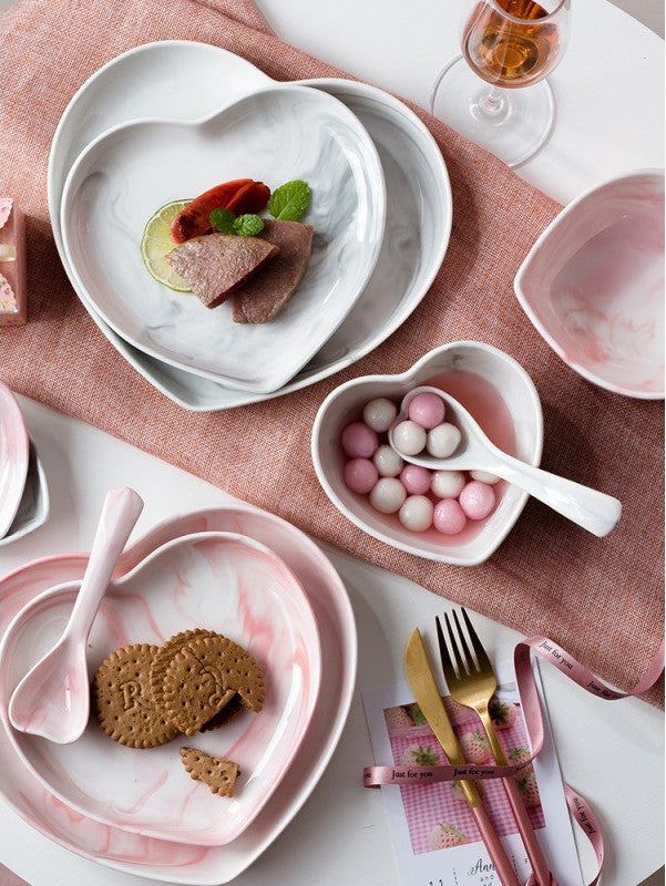 Heartfelt Table: Ceramic Heart-shaped Tableware