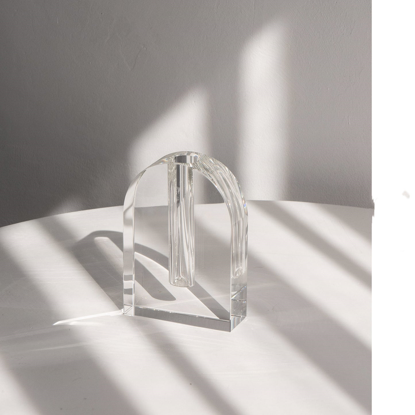 Enchanted Elegance: Transparent Crystal Vase