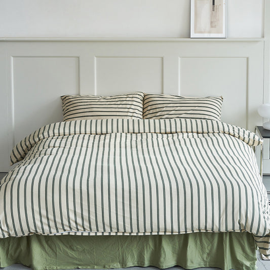 Cozy Stripes: Striped Bedding Set