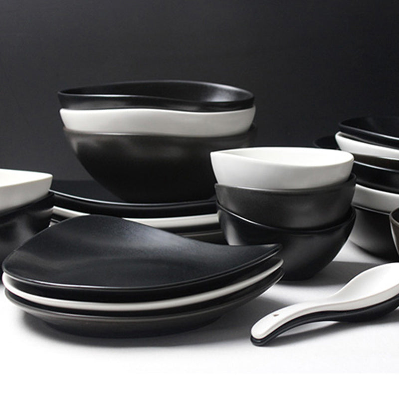 Artisanal Elegance: Ceramic Irregular Bowls and Plates