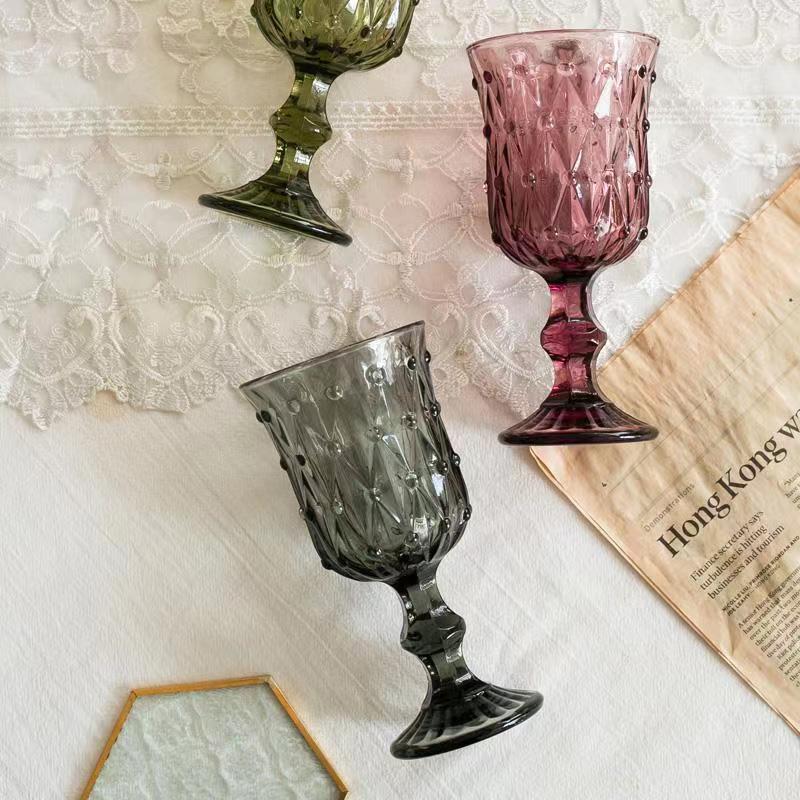 Embossed Decorative Wine Glass