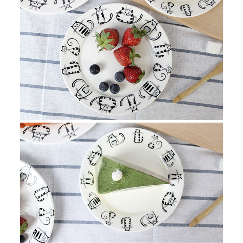 Cute Cat-themed Plate