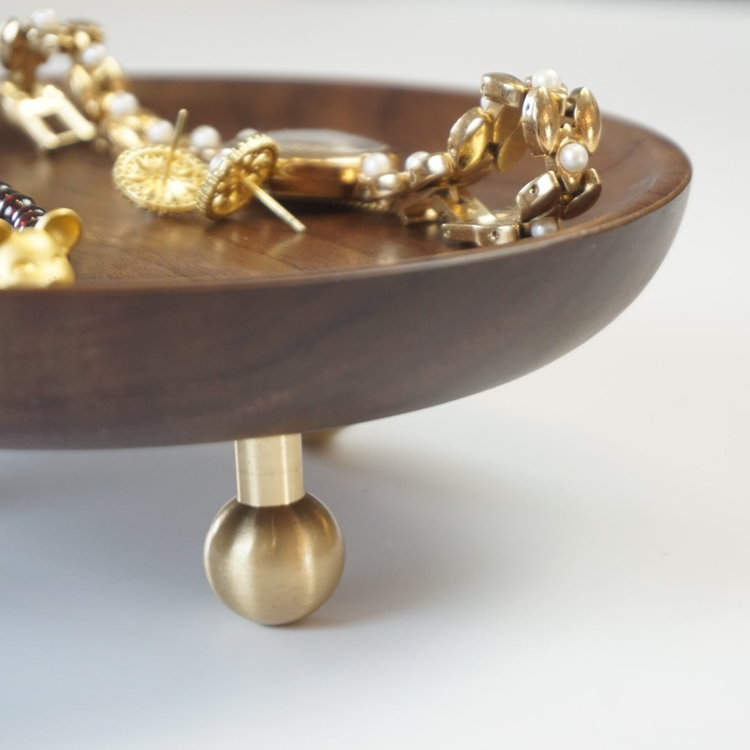 Nature's Charm: Wooden Jewellery Dish