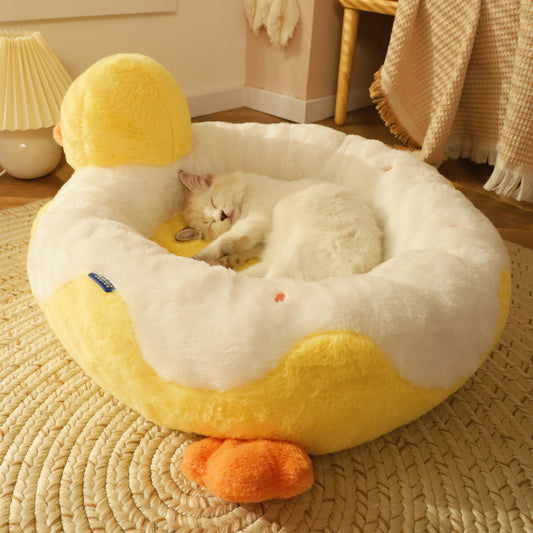 Ducky Dreams: Duck-Themed Pet Bed