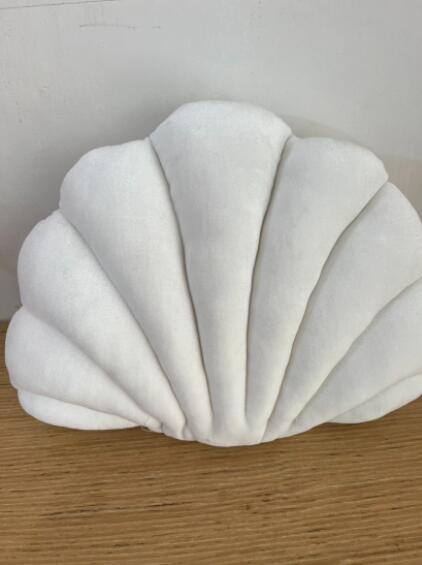 Ocean Bloom: Vibrant Shell-Shaped Cushions