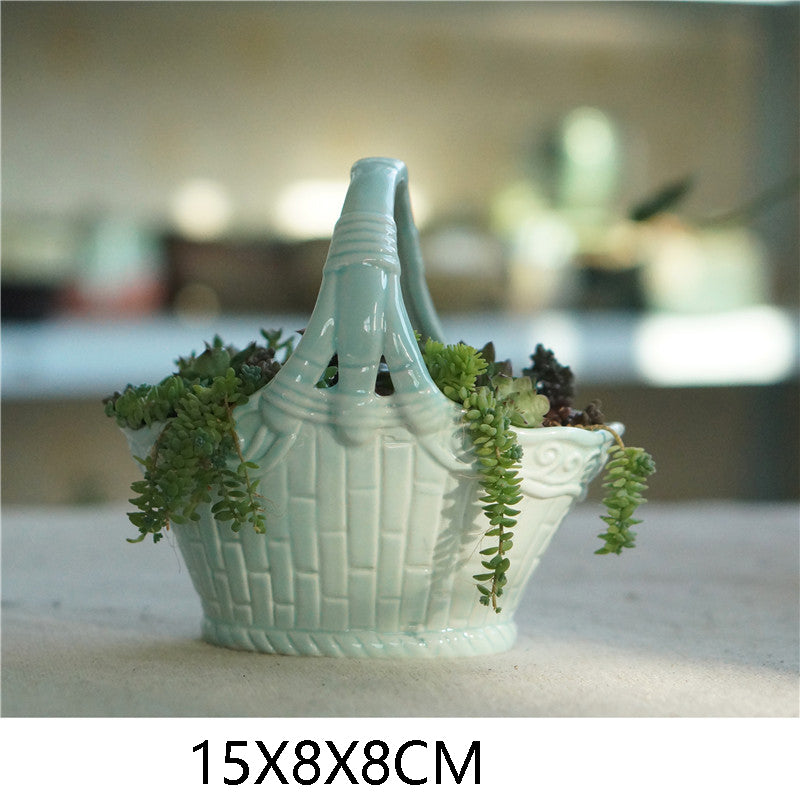 Swan Serenity: Succulent Plant Pot