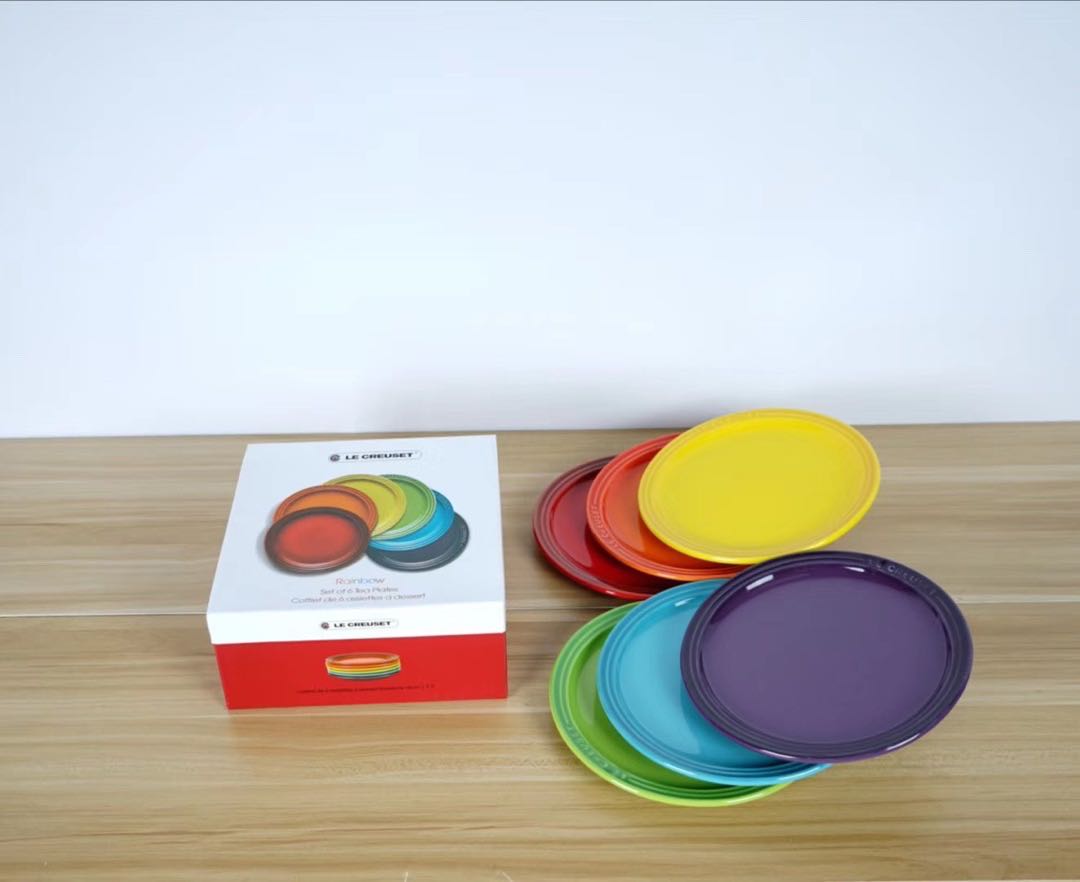 Le Creuset Colourful Tableware