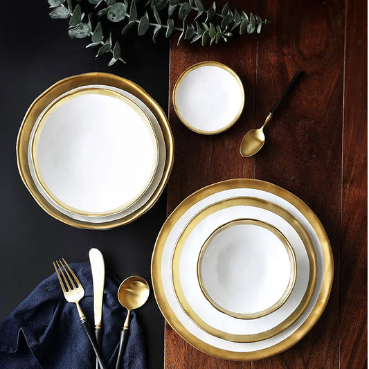 Opulent Elegance: Gold-Rimmed Monochrome Dinnerware