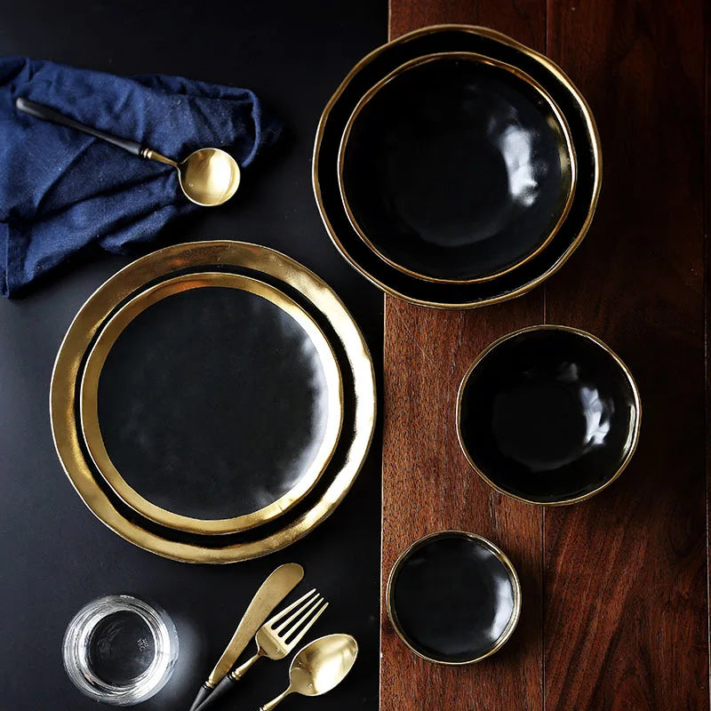 Opulent Elegance: Gold-Rimmed Monochrome Dinnerware