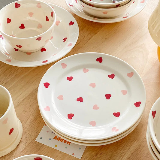 Heartfelt Dining: Heart-Themed Dinnerware Set