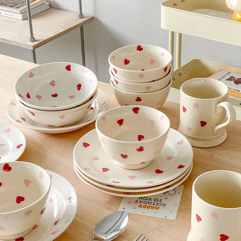 Heartfelt Dining: Heart-Themed Dinnerware Set