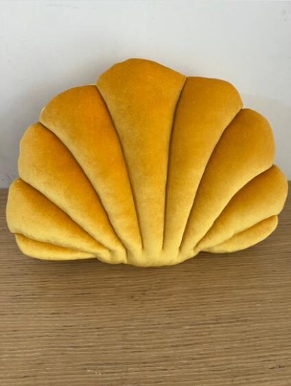 Ocean Bloom: Vibrant Shell-Shaped Cushions