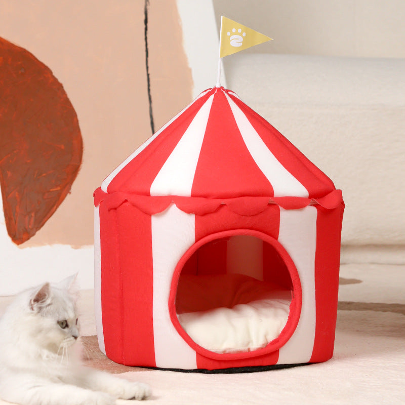 Circus Comfort: Circus-Themed Pet Bed