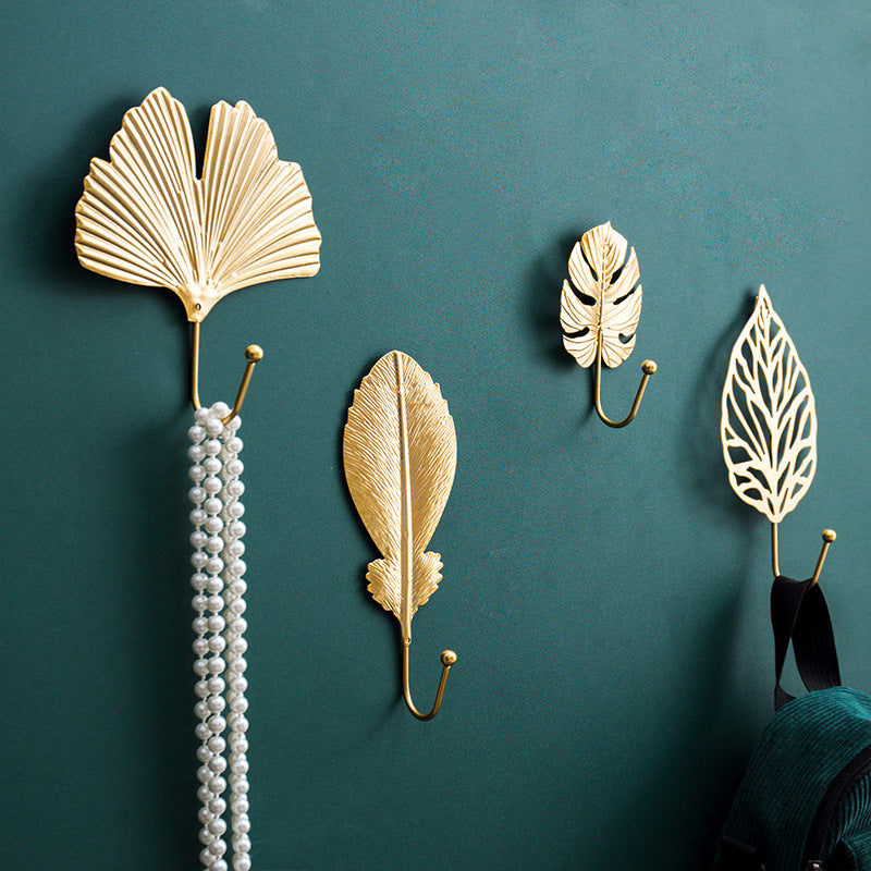 Golden Gleam Retro Wall Hooks