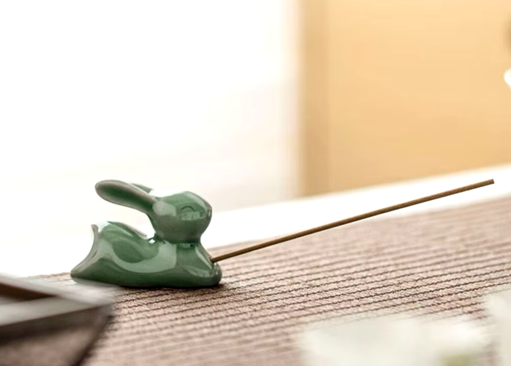 Lucky Rabbit Aroma - Jade Rabbit Incense Holder